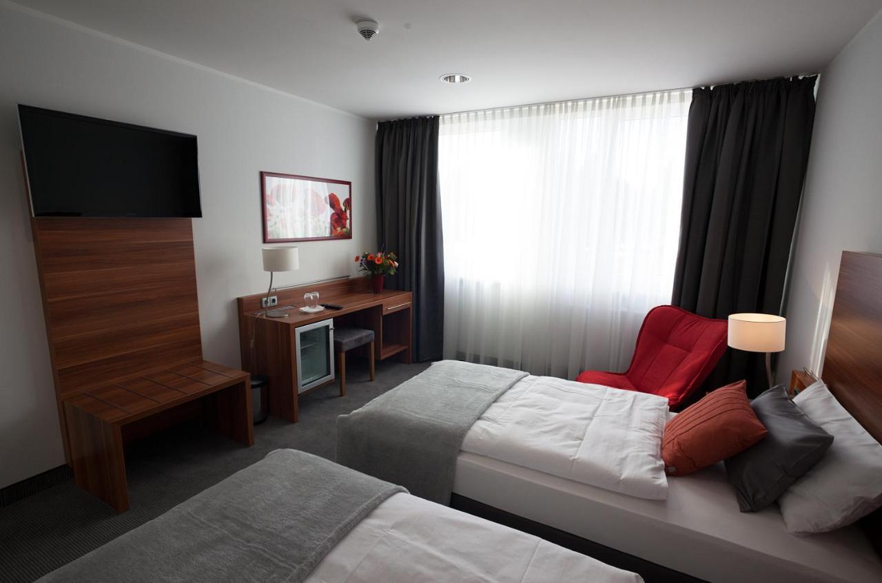 Hotel Burgholz Stockheim  エクステリア 写真